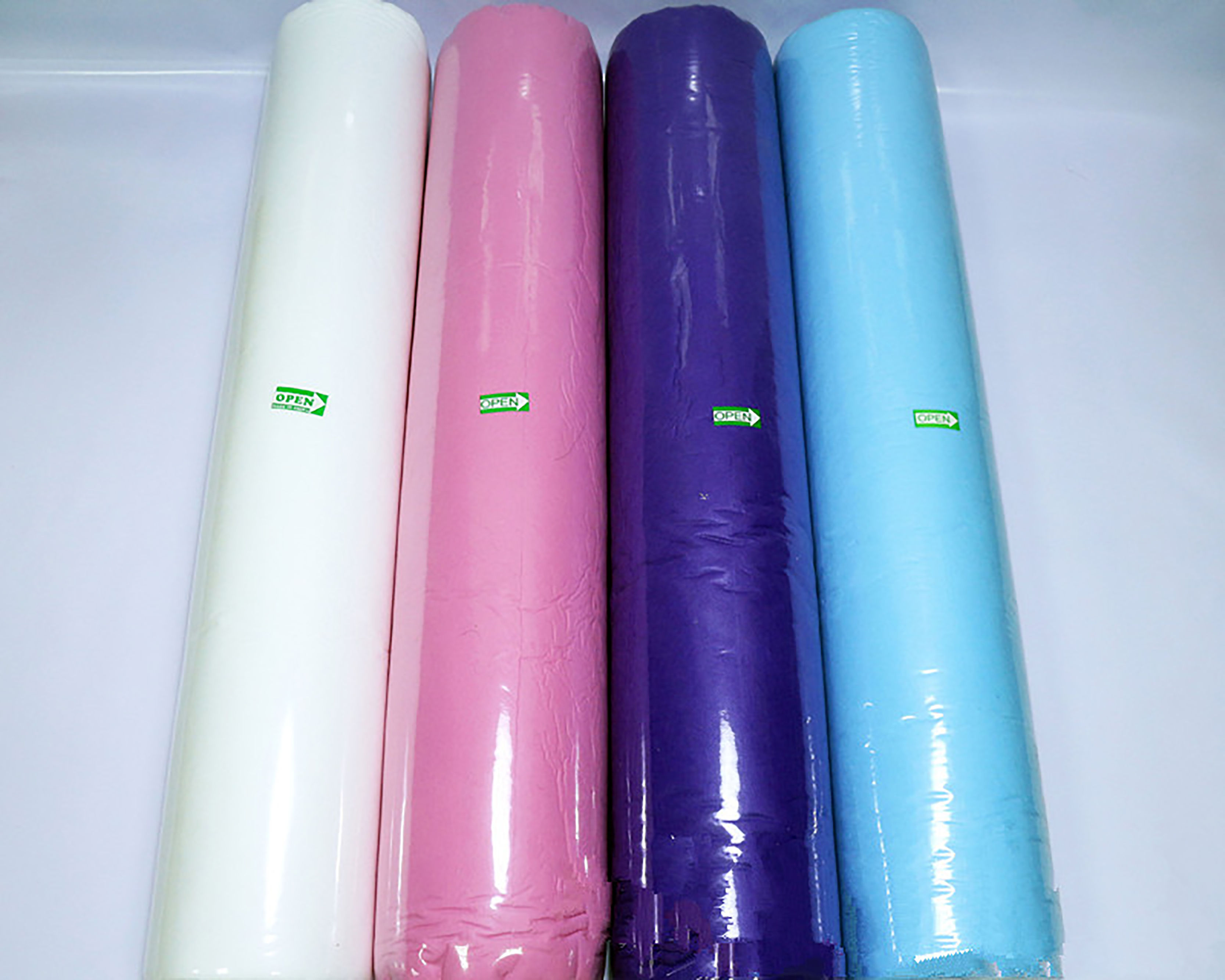 Disposable non woven bed sheet roll