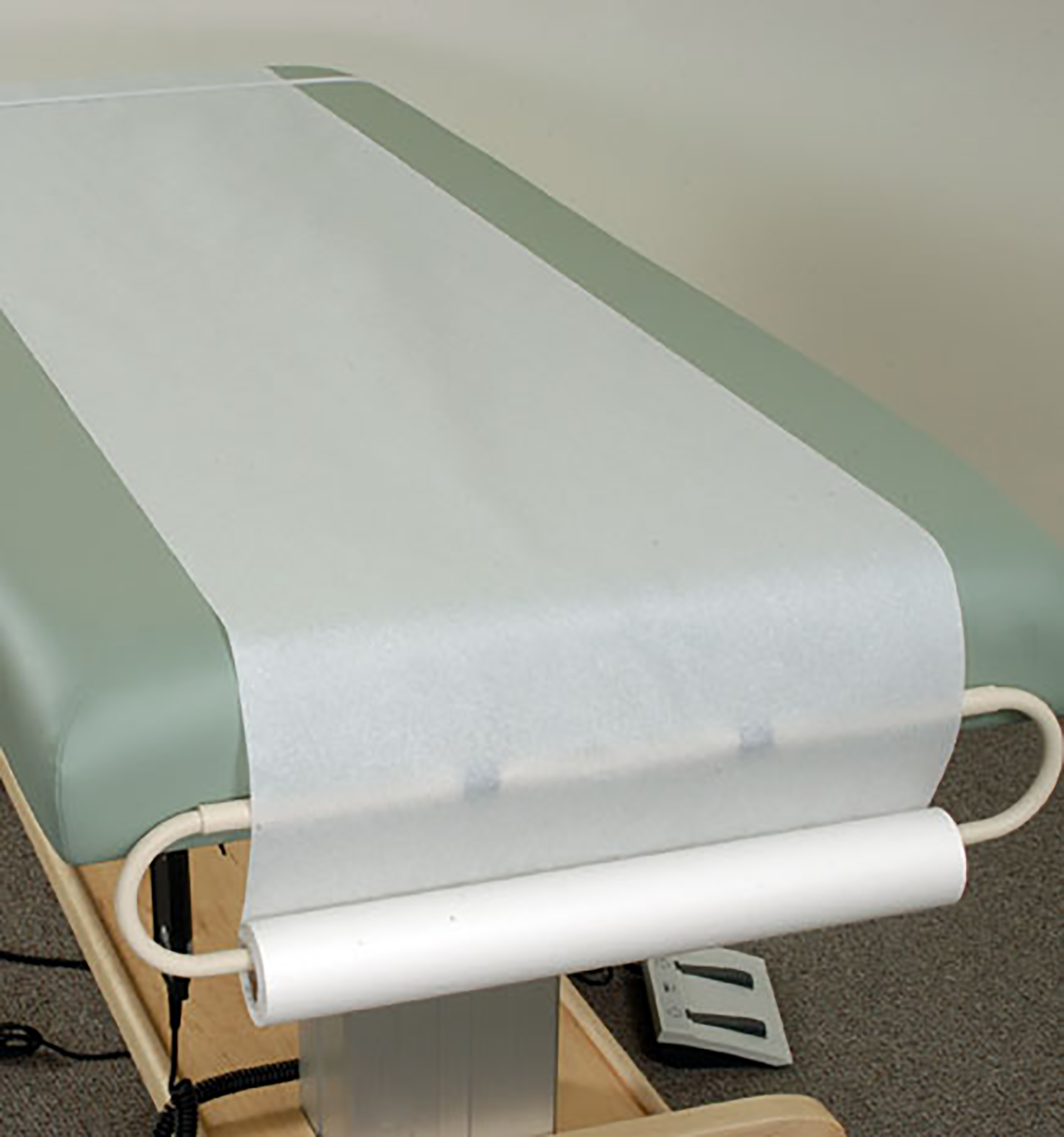 Disposable paper sheet roll