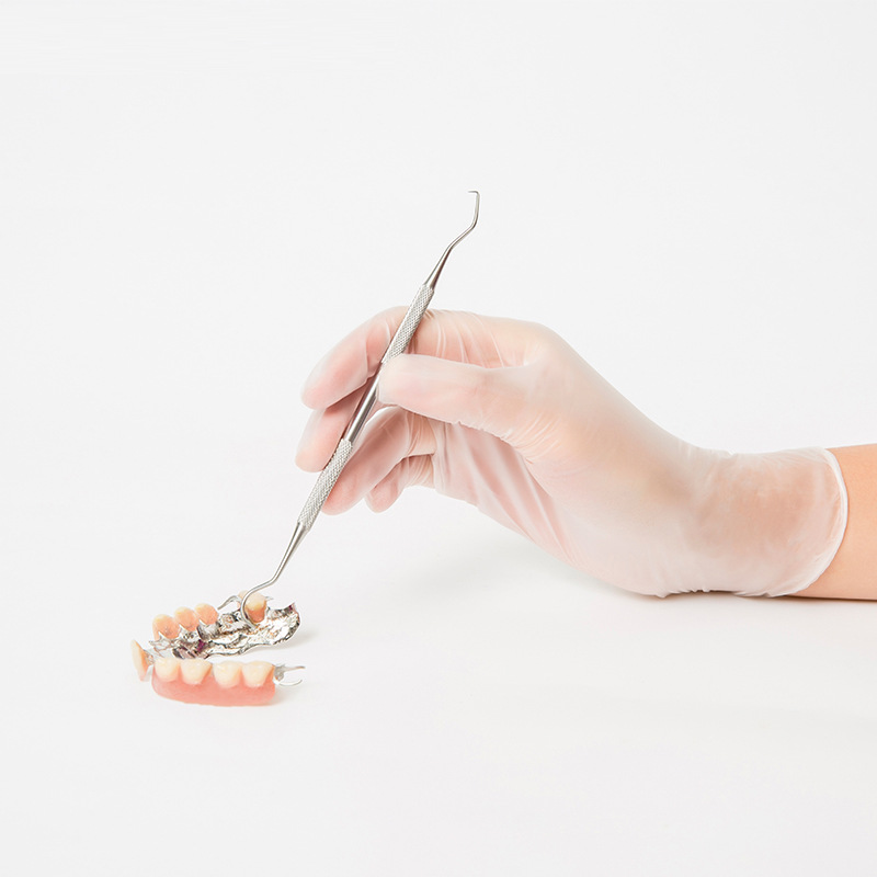 Disposable PVC gloves