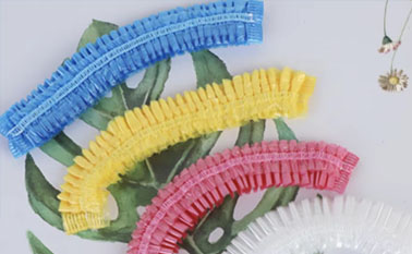 Wholesale Cheaper Price Disposable PE Plastic Hairnets Waterproof Caps Salon Headgear Hotel Spa Show