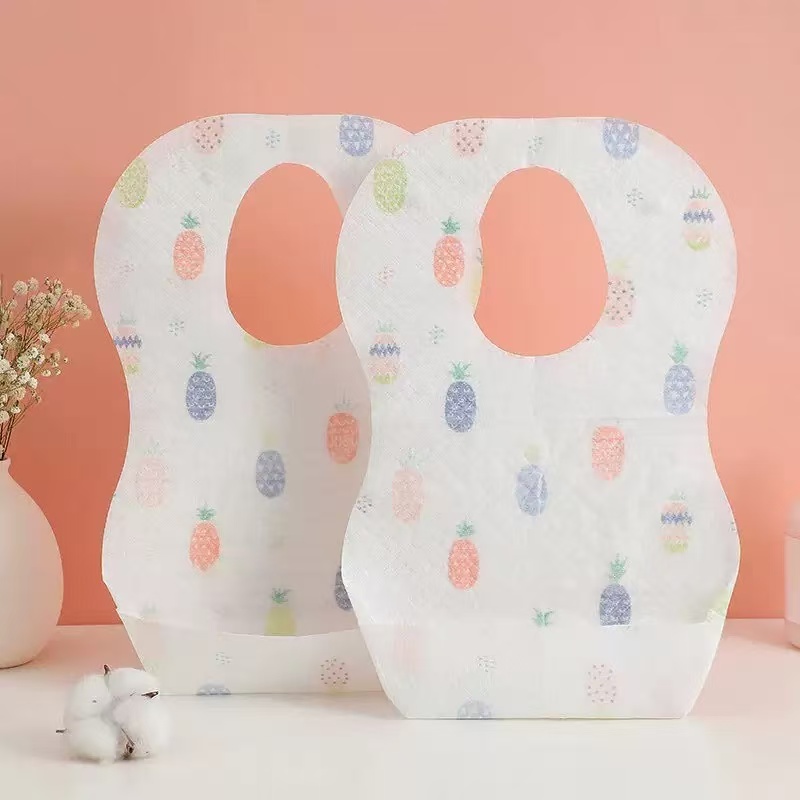 The standart shape of the BABY bib
