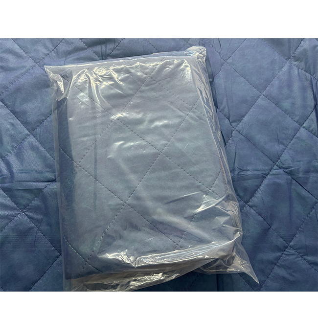 Disposable Non-Woven Warm Quilt